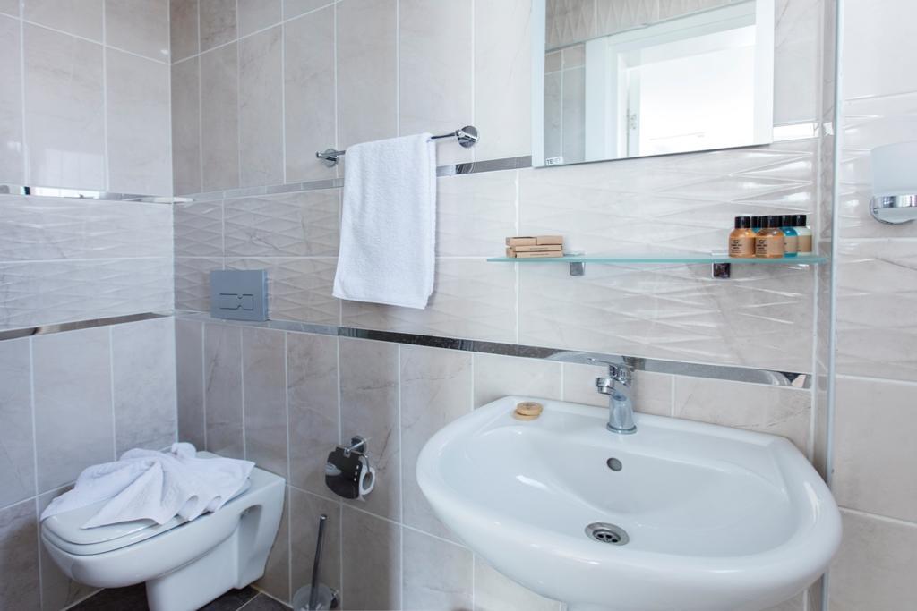 Demir Suit Hotel Kusadası Exteriér fotografie