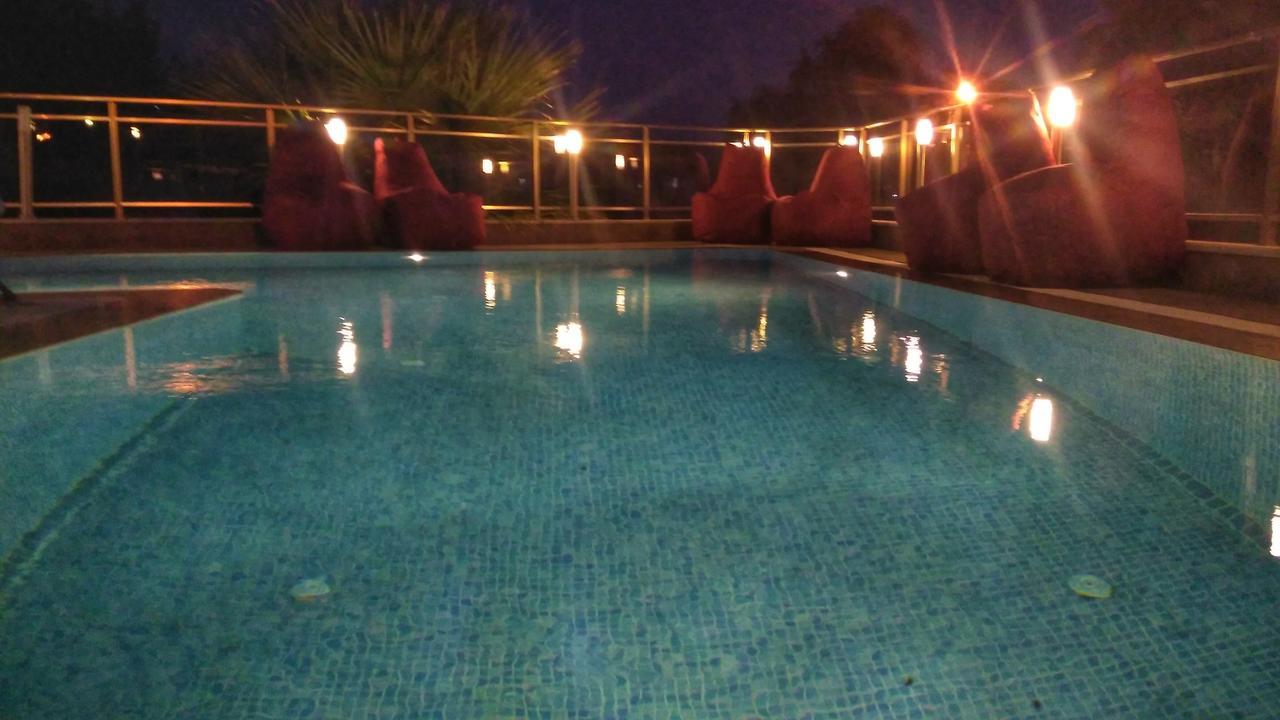 Demir Suit Hotel Kusadası Exteriér fotografie